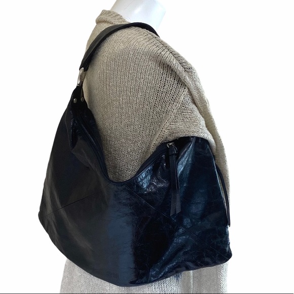 HOBO Handbags - Hobo